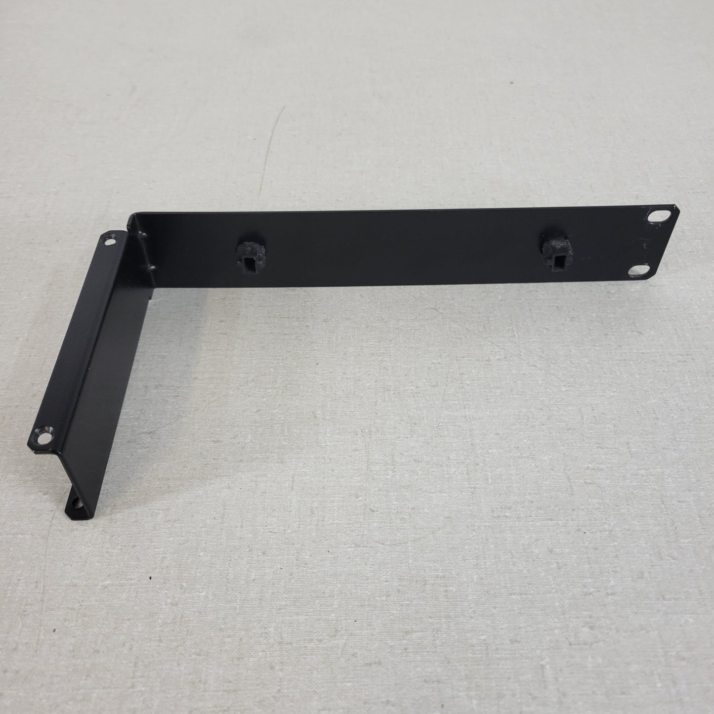 SHURE Two Single Rack Mounting Kits For Shure ULXS4 & ULXP4 Audio Recievers