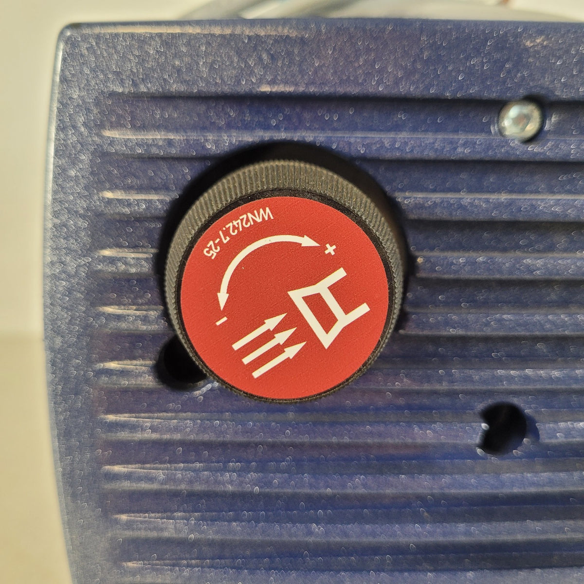 Becker VX4.25 Oil-Free Dry Rotary Vane Vacuum Pump 30m3/h 3-Phase 100mbar