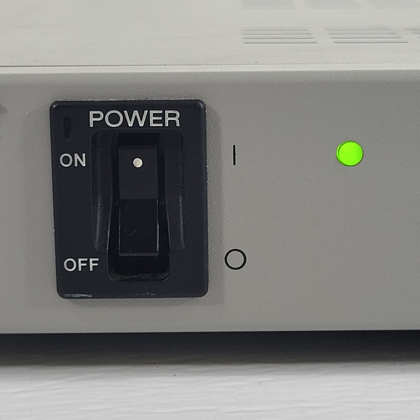 SONY YS-W150 CCTV Camera Adaptor BNC Video Out A/B Sync In/Out 15W
