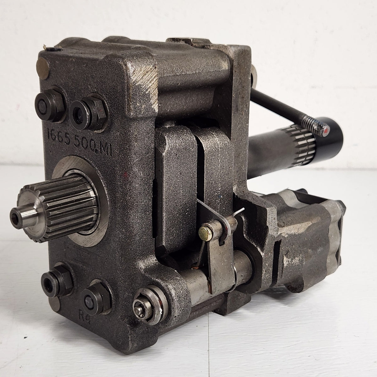 Massey Ferguson 1665500M1 Complete Hydraulic Lift Piston Pump Untested