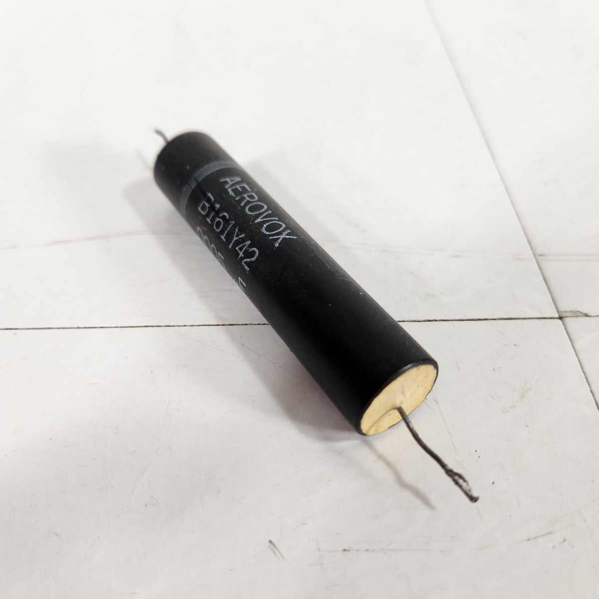 Aerovox B161Y42 500pF 15kV High Voltage Polyester Film Axial Capacitor