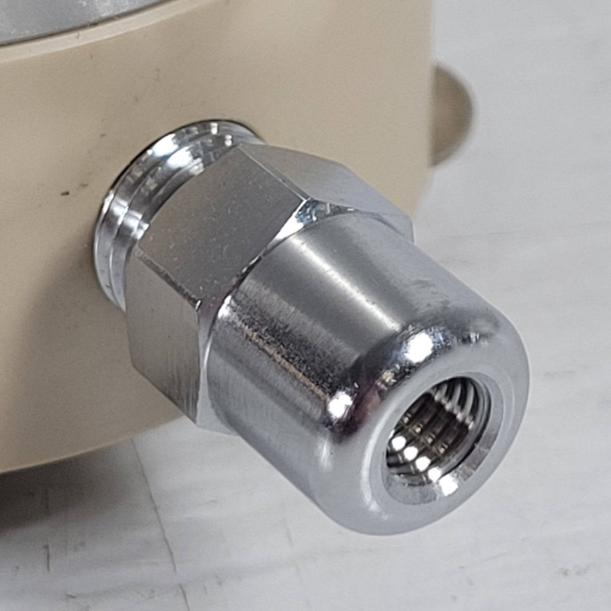 Motorized PEEK Stainless Fluid Control Valve w/ Honeywell 300 PSI Sensor