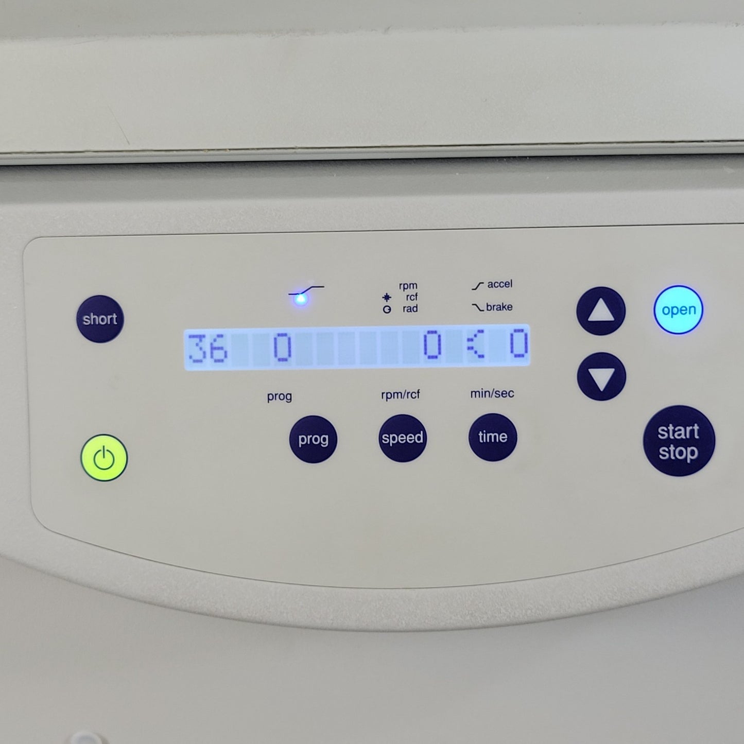 *FOR PARTS* EPPENDORF 5810R Refrigerated Centrifuge 5811F Spins Up, Has Error