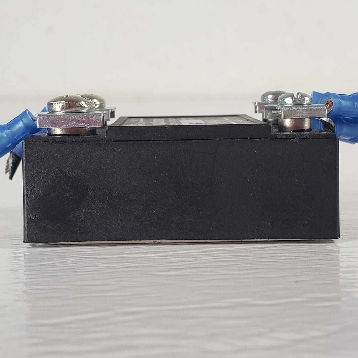 CRYDOM A2450 Solid-State Relay Switch For Electronic/Electrical Systems