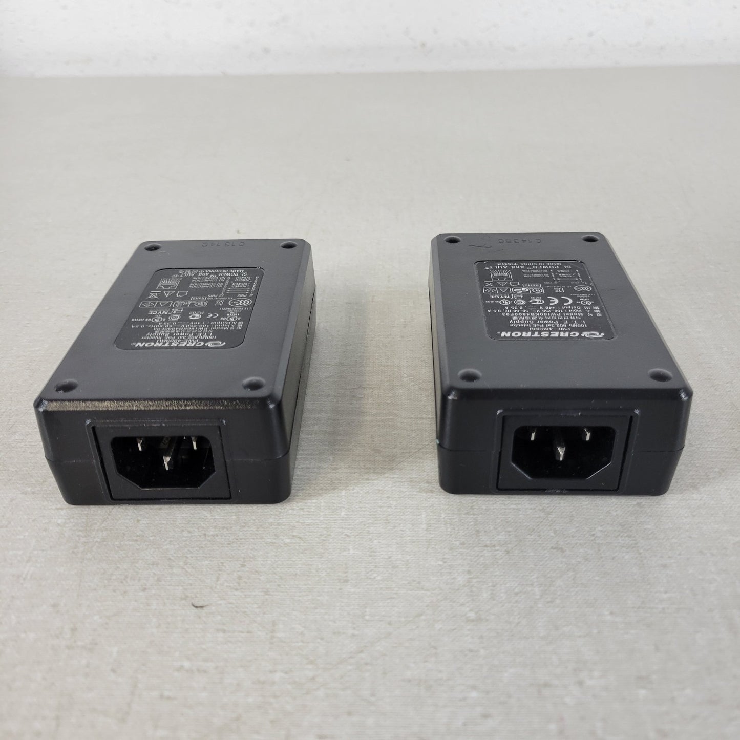 Pack of 2 CRESTRON 100Mb 802.3af PoE INJECTOR PWE-4803RU I.T.E. Power Supply