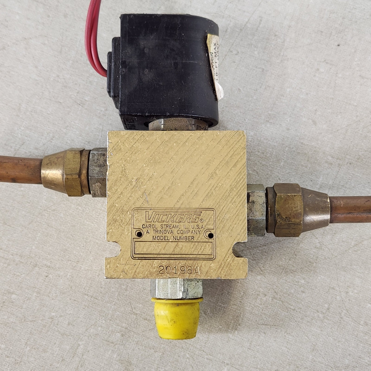Vickers 20198A Aluminum Hydraulic Valve Manifold Housing 3-Port Gold Untested