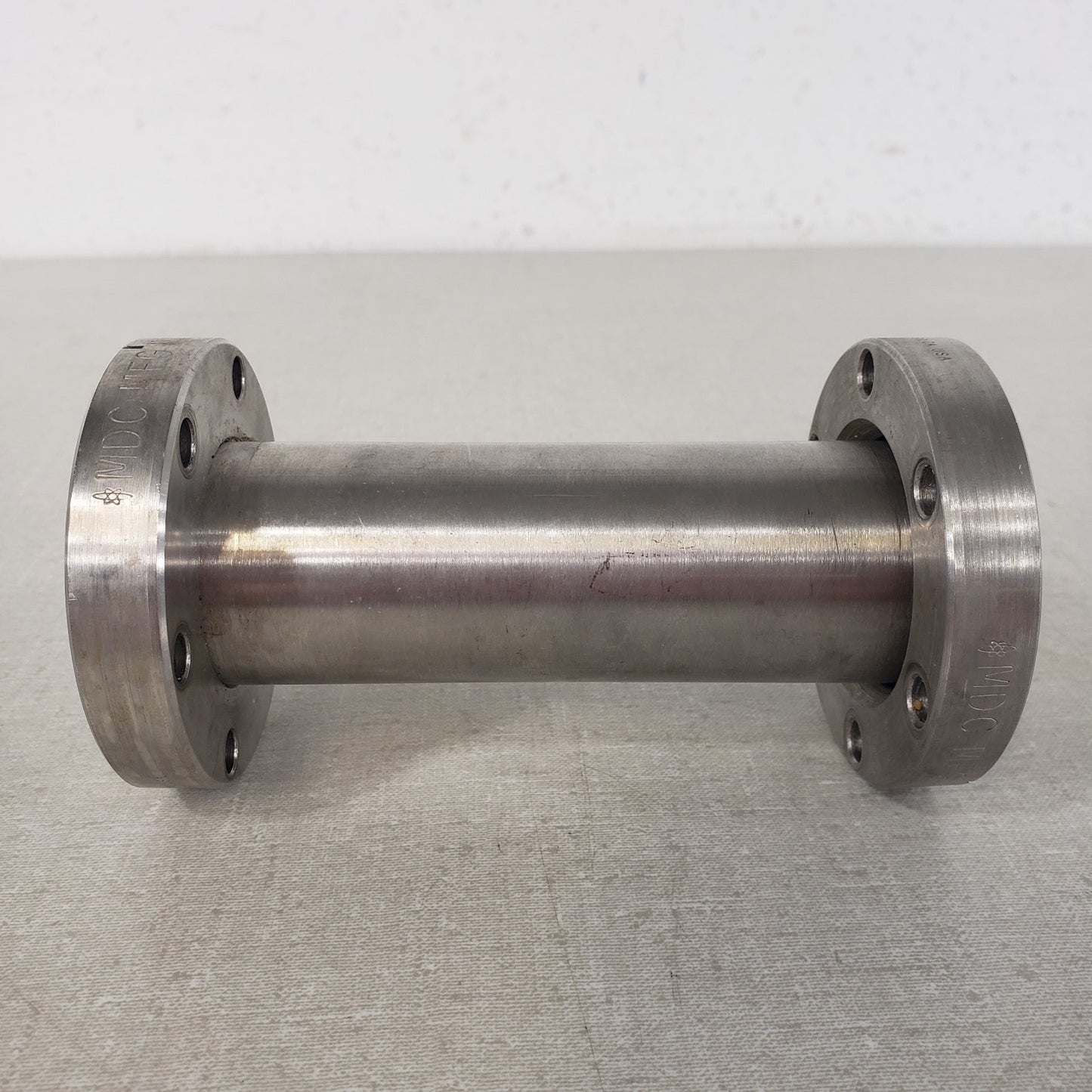 MDC 402002 2.75" CF DN35CF 5" Long Full Nipple 304SS UHV High Vacuum Rotatable
