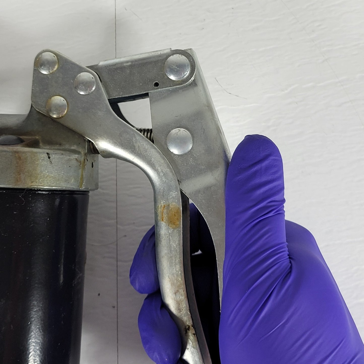 Industrial Lever Action Grease Gun, Max 3000 PSI Pressure, Great Condition
