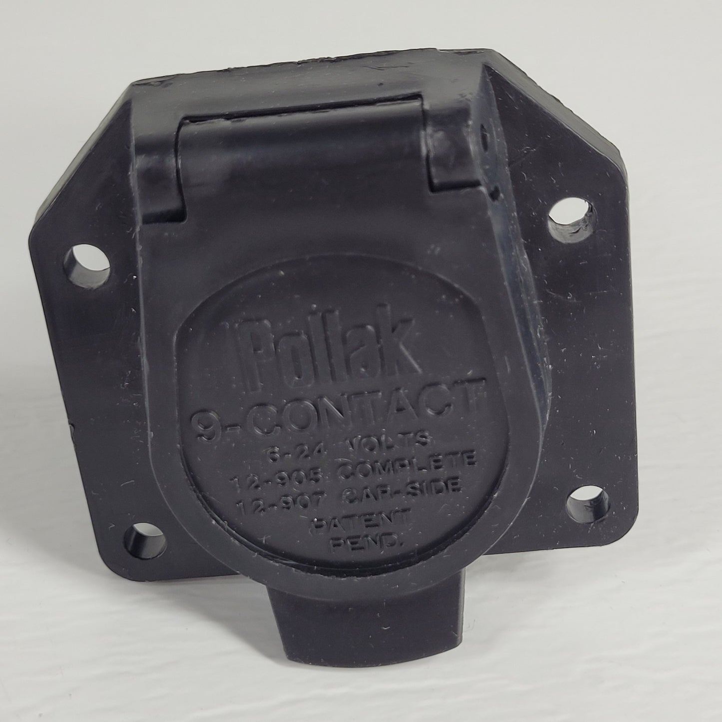 Pollak 12-907 9-Way RV Trailer Connector Socket 6-24V Black Nylon Vehicle End