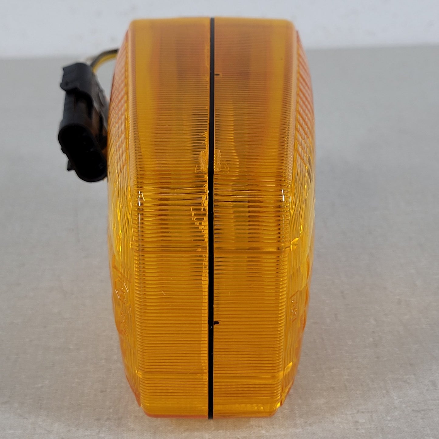 Peterson 344A Amber Double-Face Turn Signal Parking Side Marker Light 12V