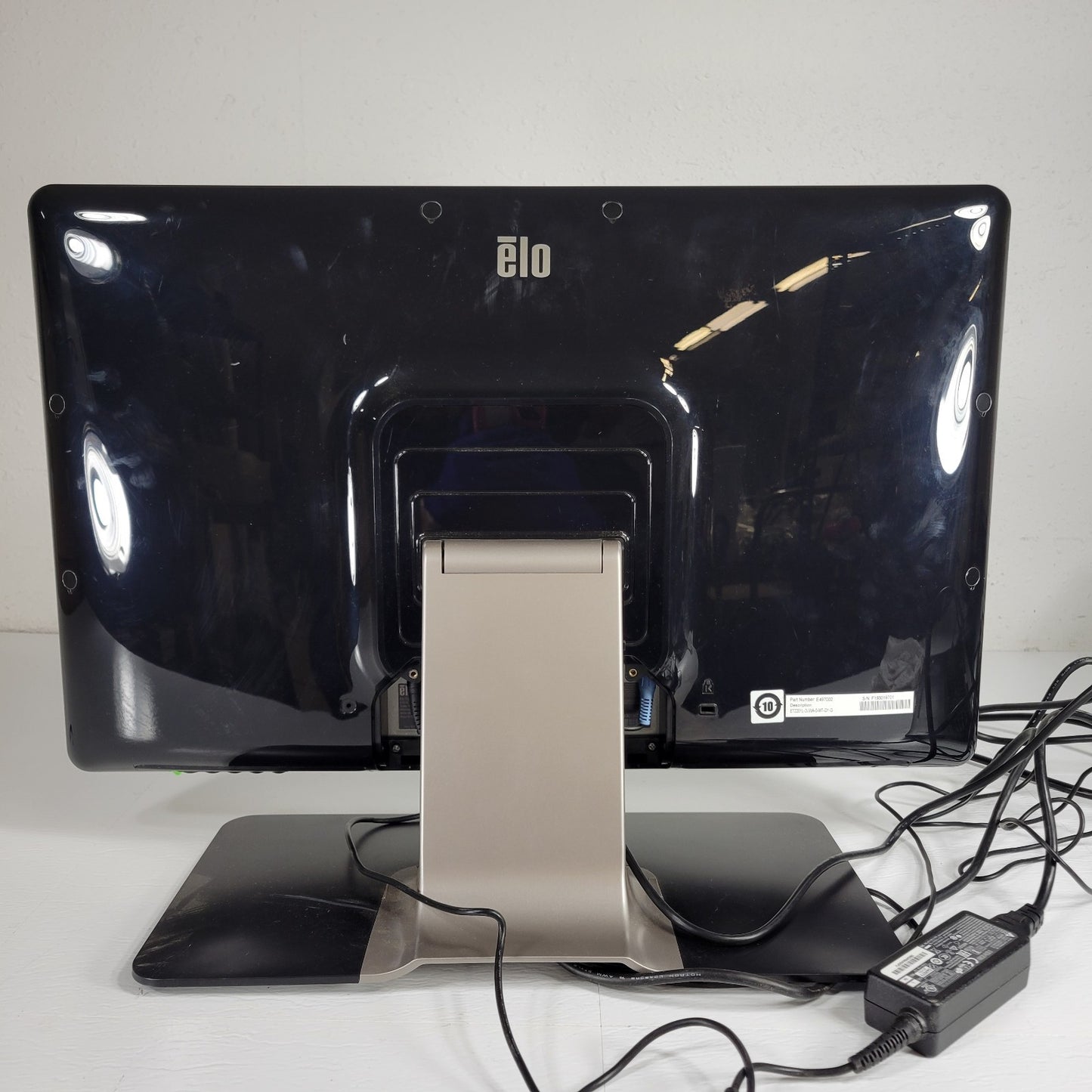 TESTED ELO E497002 22" Touchscreen Flatpanel Monitor, Touch Control via USB