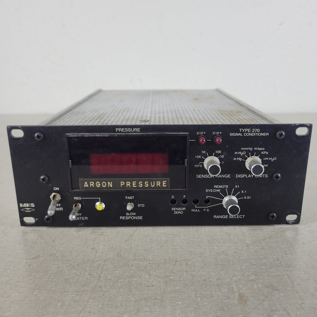 MKS Granville Phillips 270C Signal Conditioner Vacuum Pressure Readout Powers On