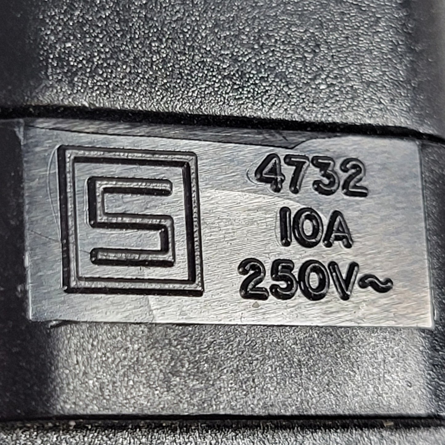 FELLER IEC C14 Male Type VIIG Female Cables CSA AWM 18AWG FT1, 250V Twin-Pack