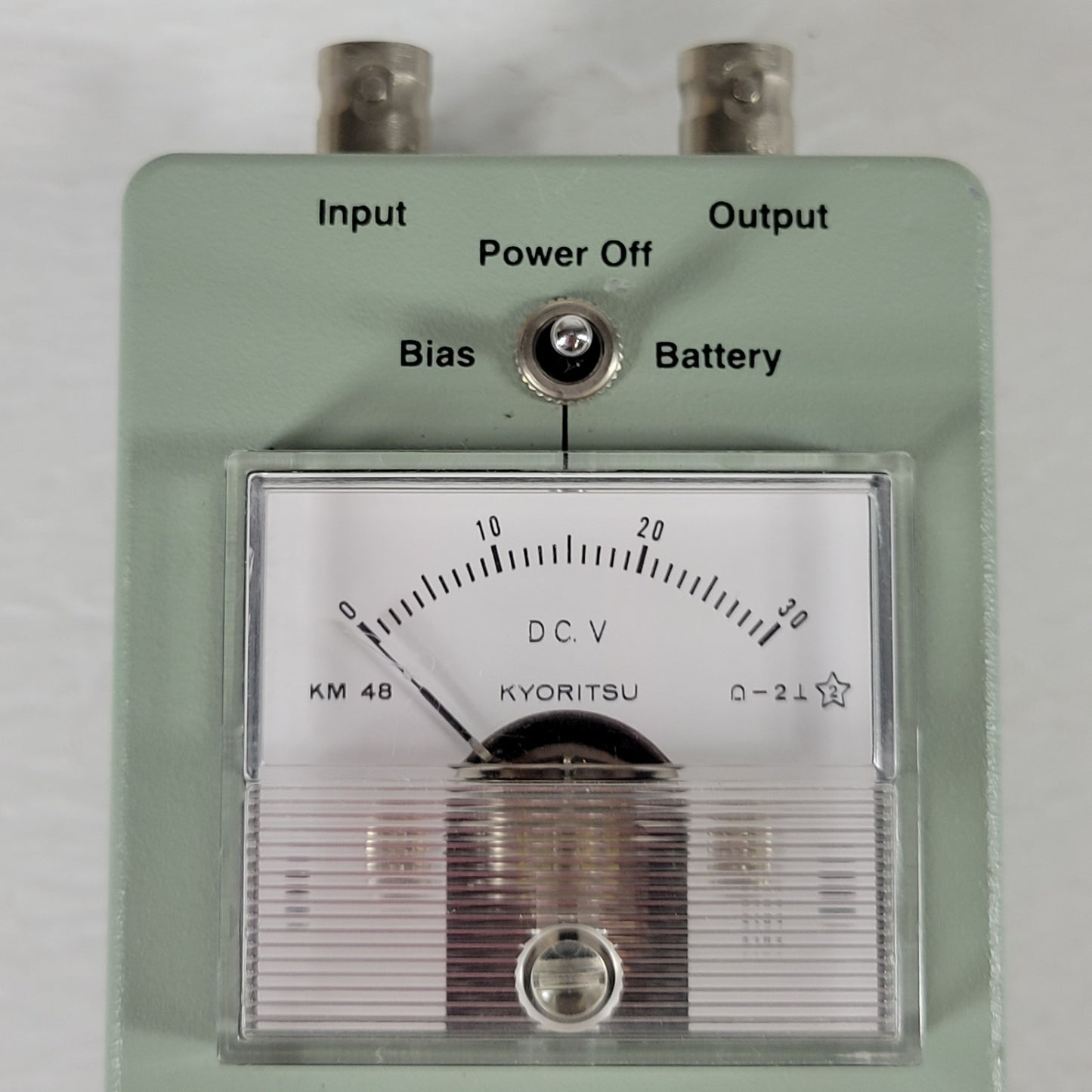 BRUEL & KJAER WB1372 DeltraTron Power Supply, BNC Input & Output, 0-30V, Battery