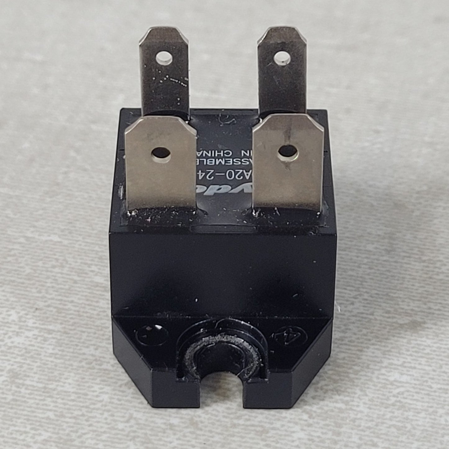 Crydom EL240A20-24-0035 SSR Solid State Relay EL Series 20A Surface Mounted