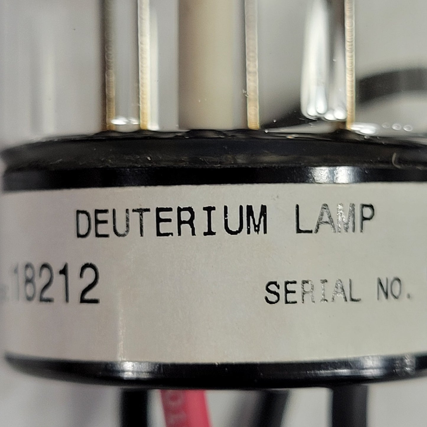NEW OPEN BOX TESTED IST 18212 N235-1285 Deuterium Lamp Perkin Elmer LC-235