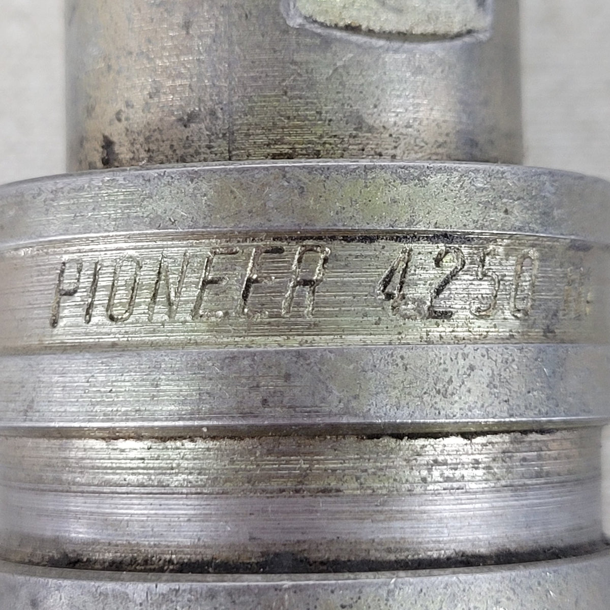 Parker Pioneer 4250 1/2" FNPT Hydraulic Quick Coupler Socket w/ Adapter