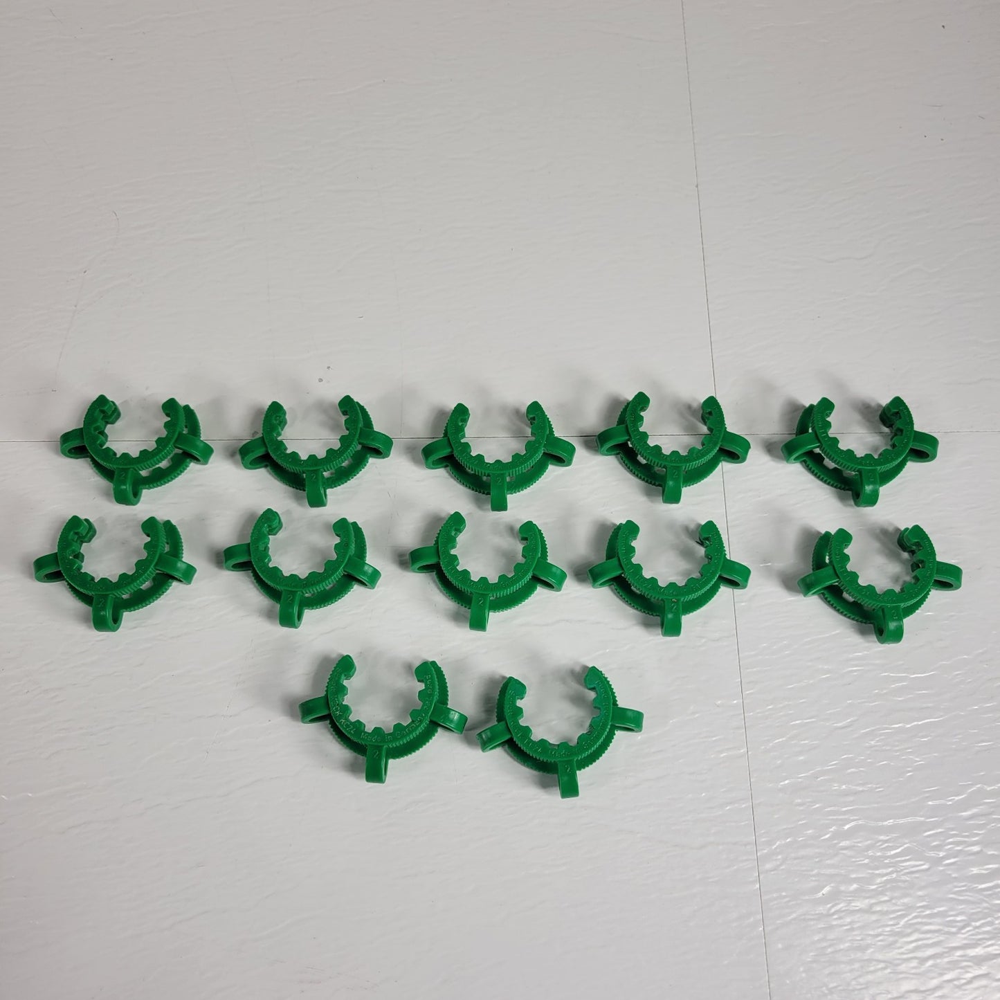 Pack of 12- SCHOTT DURAN KECK KC24 Green #24 Joint Clips POM Conical Glassware