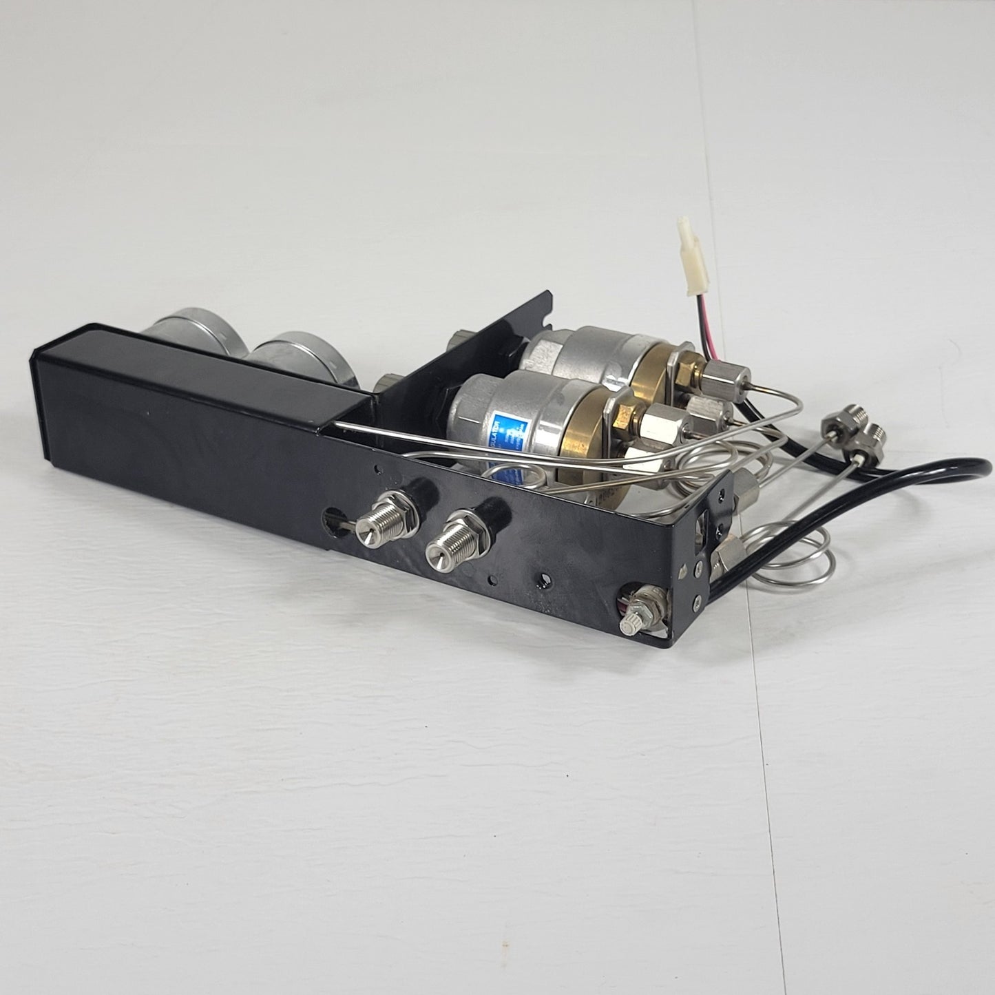 Shimadzu 221-75049-41 Hydrogen/Air Pressure Regulator w/ Gauges & Solenoid