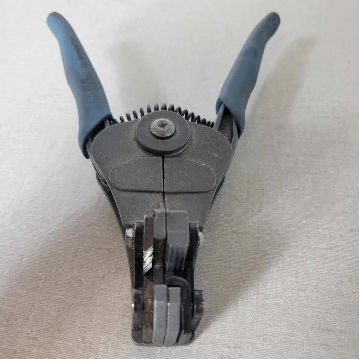 IDEAL 45-090 Stripmaster Automatic Wire Stripper 8-12 AWG 6-1/2" USA