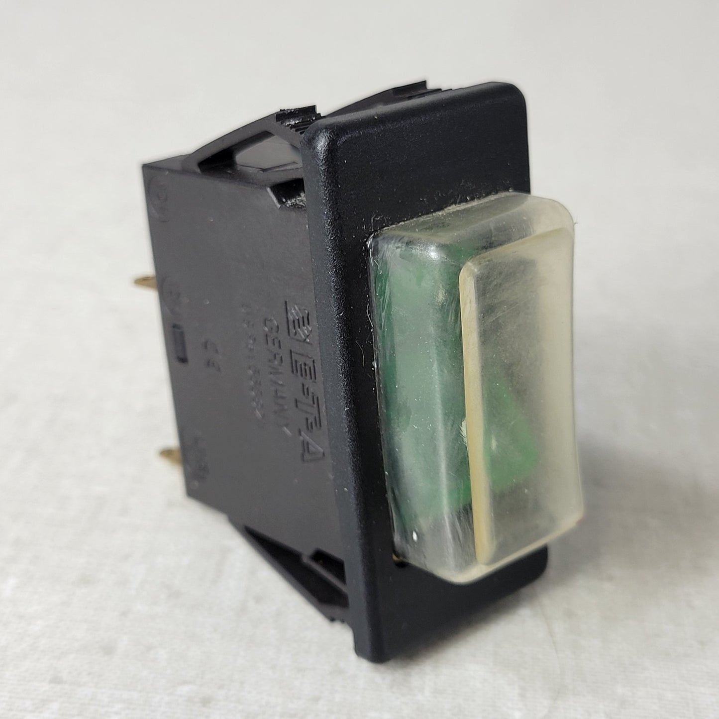 ETA 3120-F324-P7T1-W19DB3 20A 50VDC 240VAC Green Rocker Style Breaker Switch