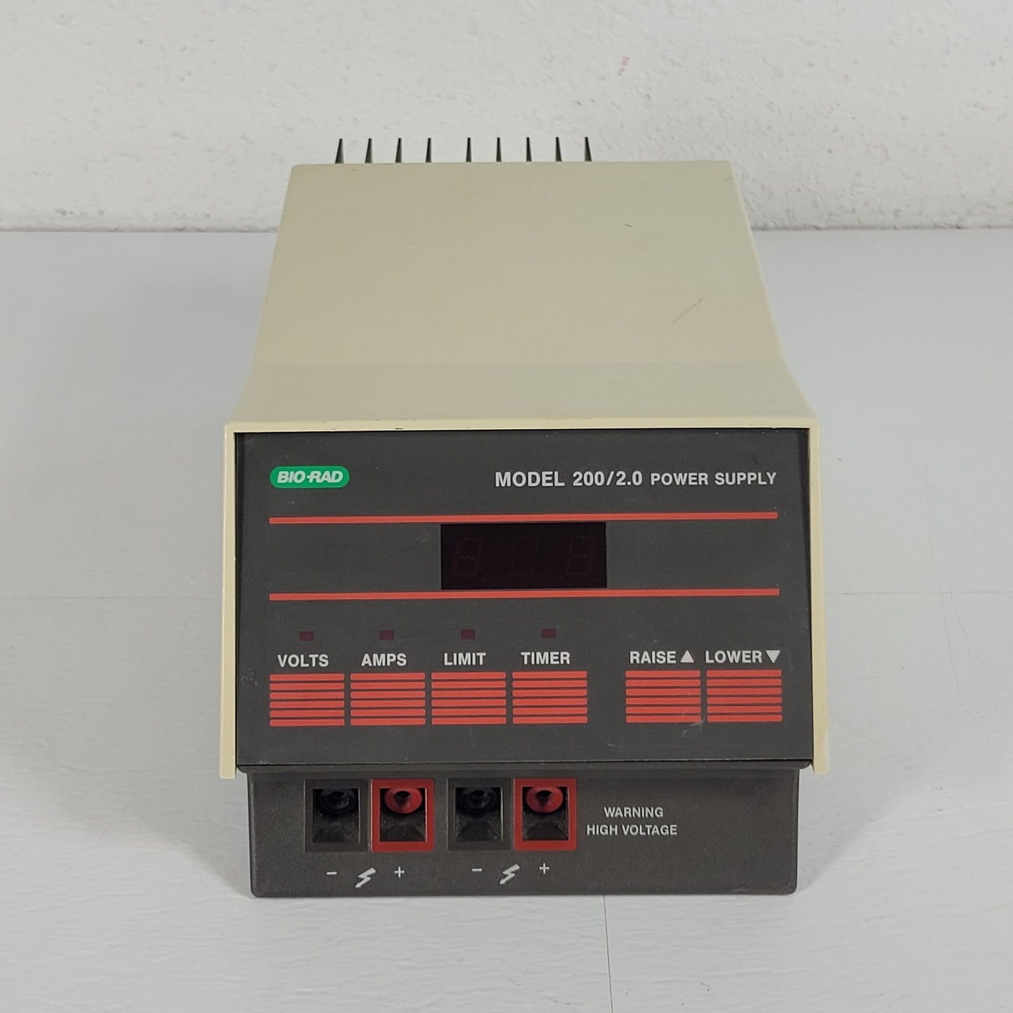 TESTED BIORAD Model 200/2.0 Electrophoresis Power Supply, 5-200V, 0.01-2.0A