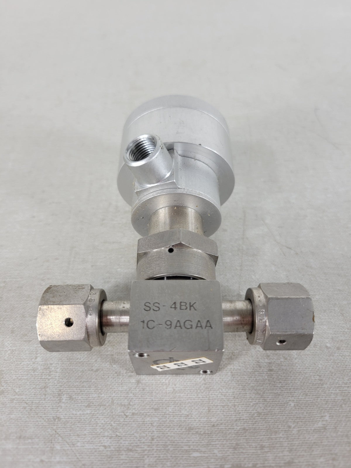 Swagelok NUPRO SS-4BK-1C-9AGAA Stainless Steel Bellows Sealed Valve 1/4" Fitting