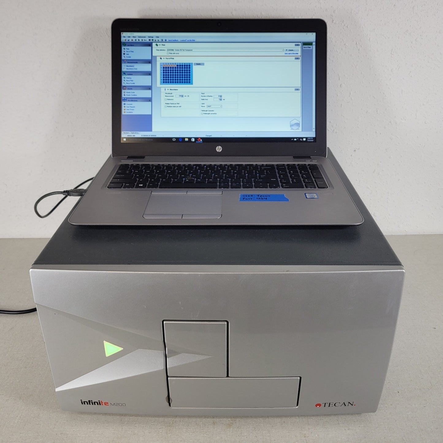 TESTED Tecan Infinite M200 Mono Absorb Plate Reader 30016056 w/ Laptop i-control