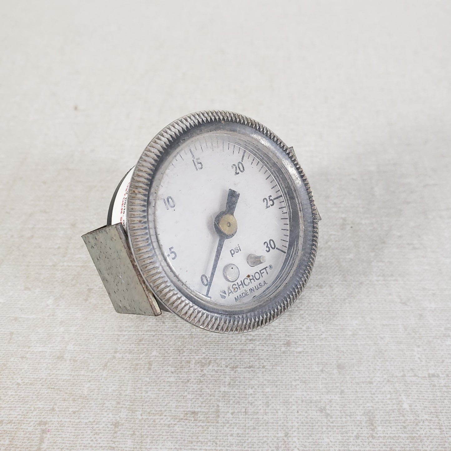 ASHCROFT Pressure Gauge Bronze Tube, Brass Socket Soldered, 0-30 psi Gauge