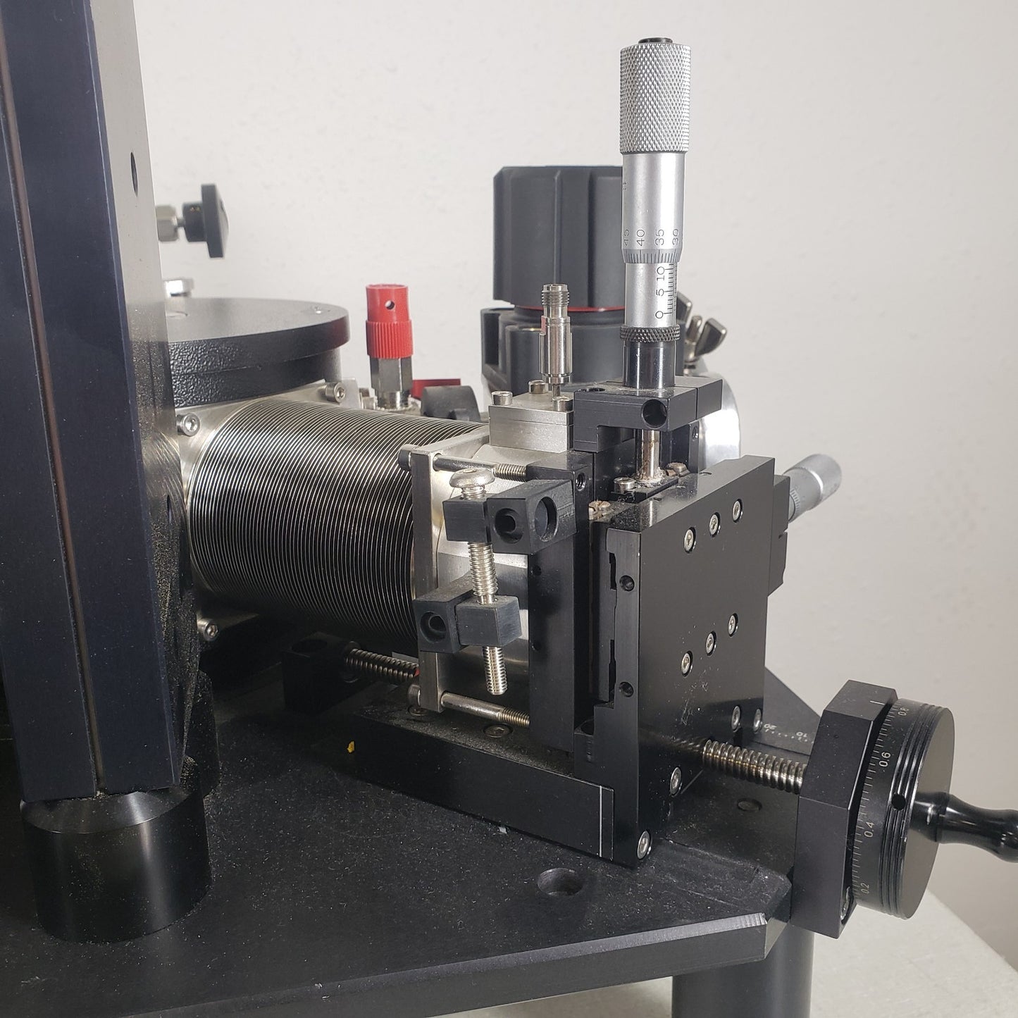 TESTED Lake Shore TTP4 Table Top 3-axis Cryogenic Probe Station 4.2-475K 0-67GHz