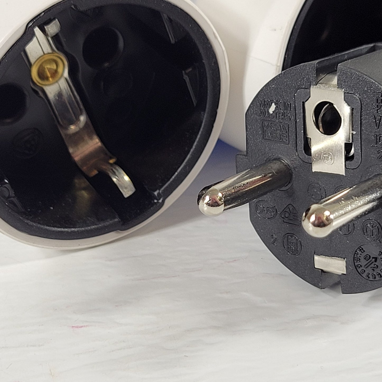 FELLER IEC C14 Male Type VIIG Female Cables CSA AWM 18AWG FT1, 250V Twin-Pack
