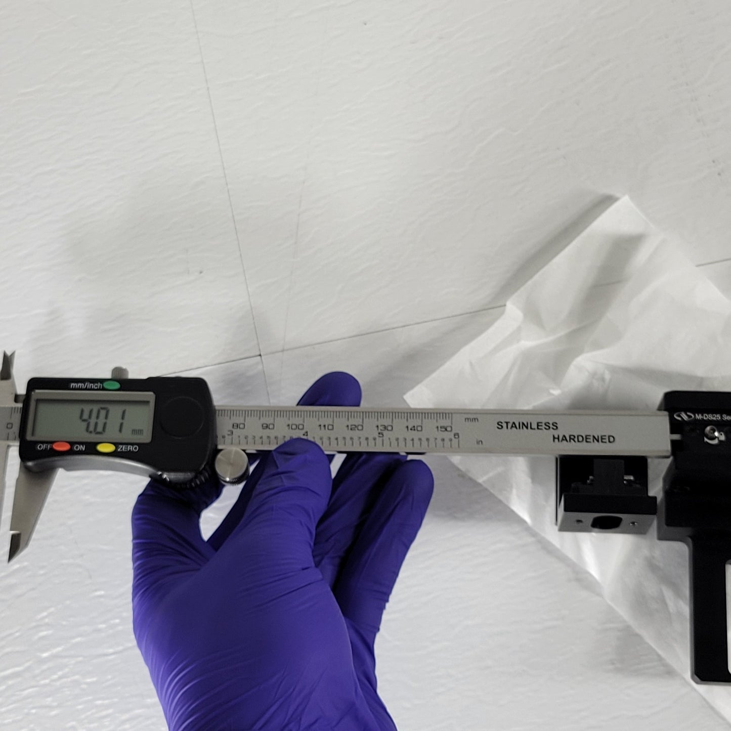 NEWPORT MDS25 Series X-Axis & Y-Axis Precise Translation, 7.5mm Travel