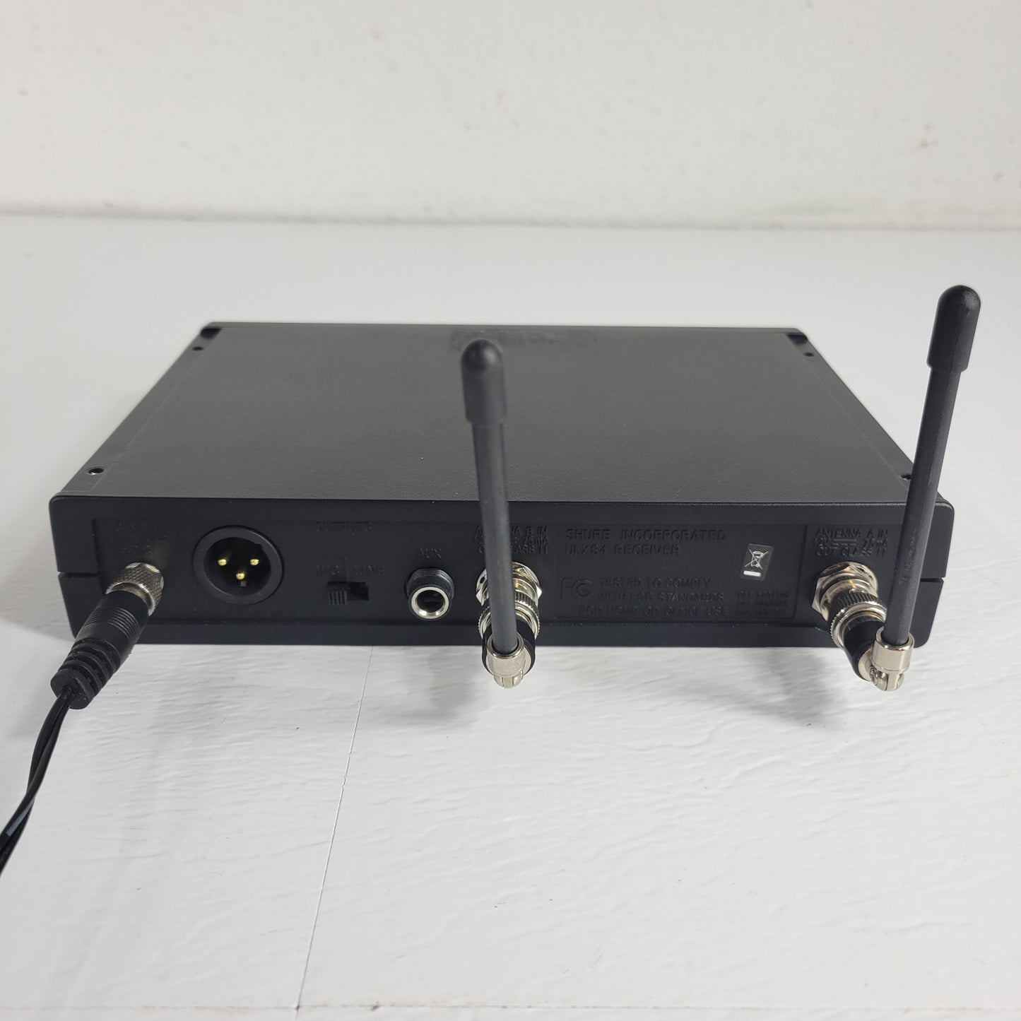 Shure ULXS4-G3 Wireless Receiver w/ ULX1-G3 Bodypack 470-506MHz