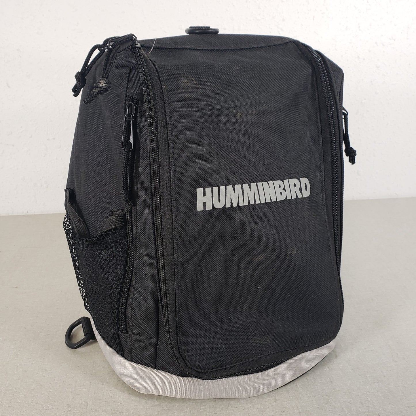 Humminbird PiranhaMAX 160 Portable Fish Finder w/ Case Powers On No, Transducer