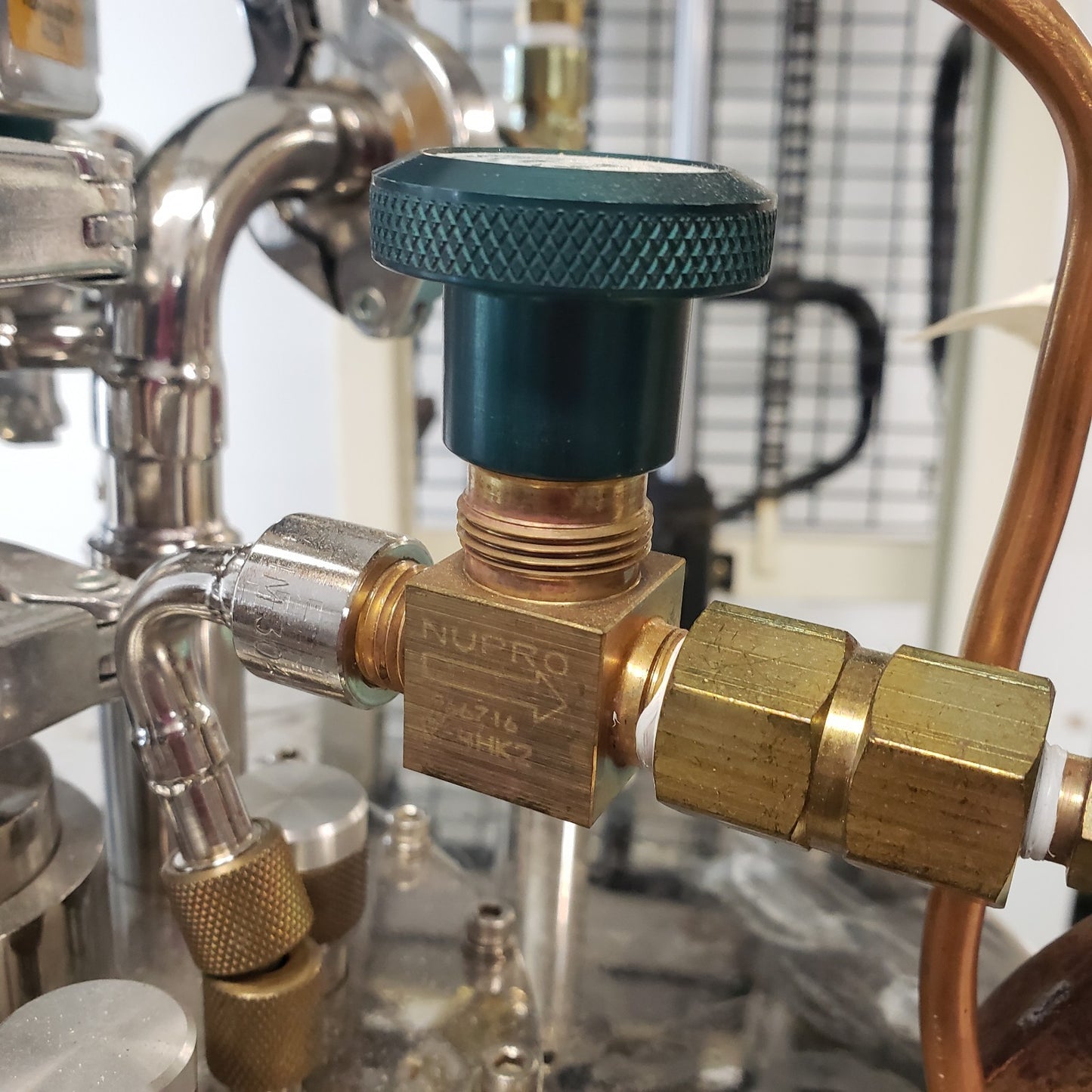 Janis Research HE-3-TLOSL Top Loading Ultra-Low Temp Helium-3 Cryostat System
