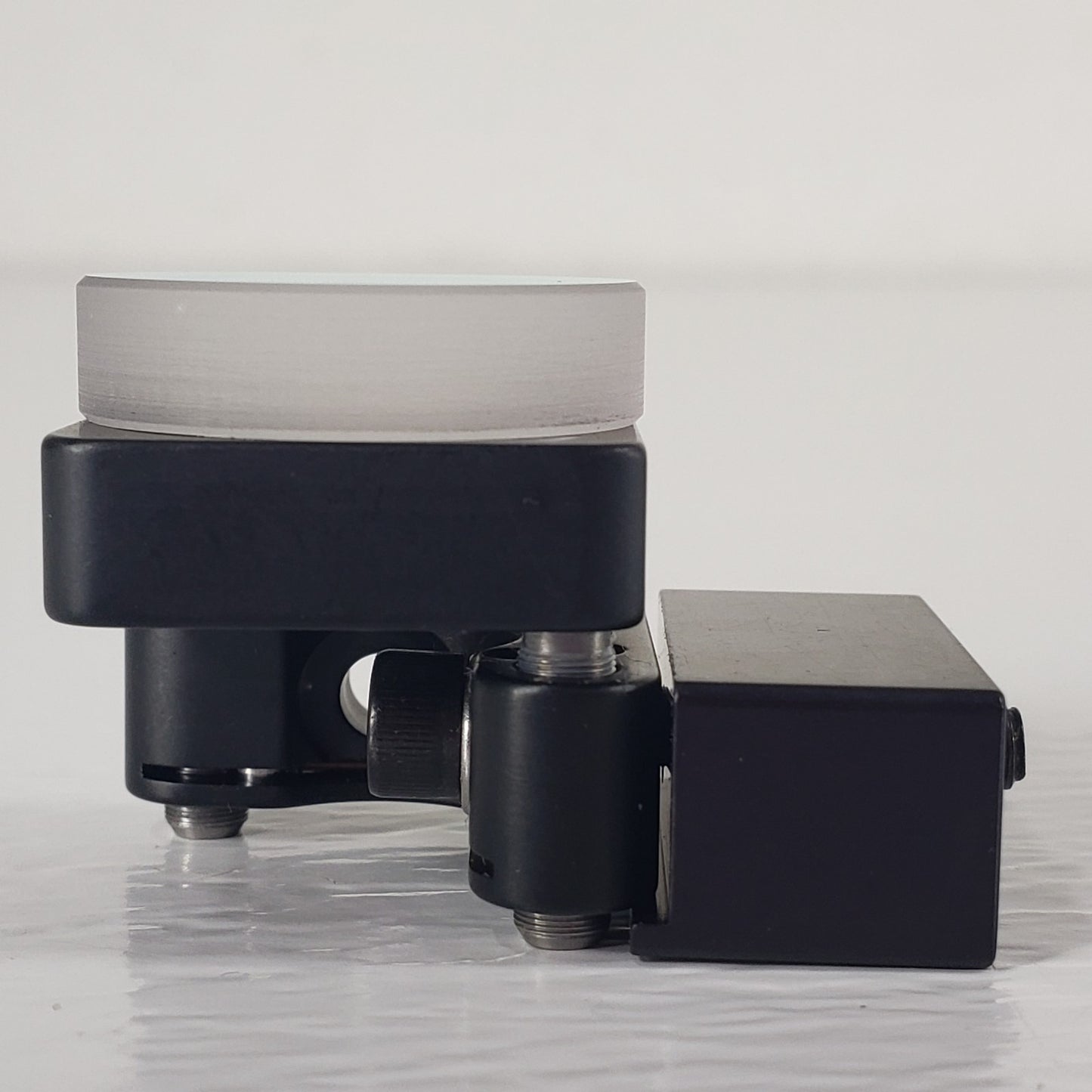 NEWPORT U50-P Series Mount w/25mm Diameter Mirror for Optical Laser Systems