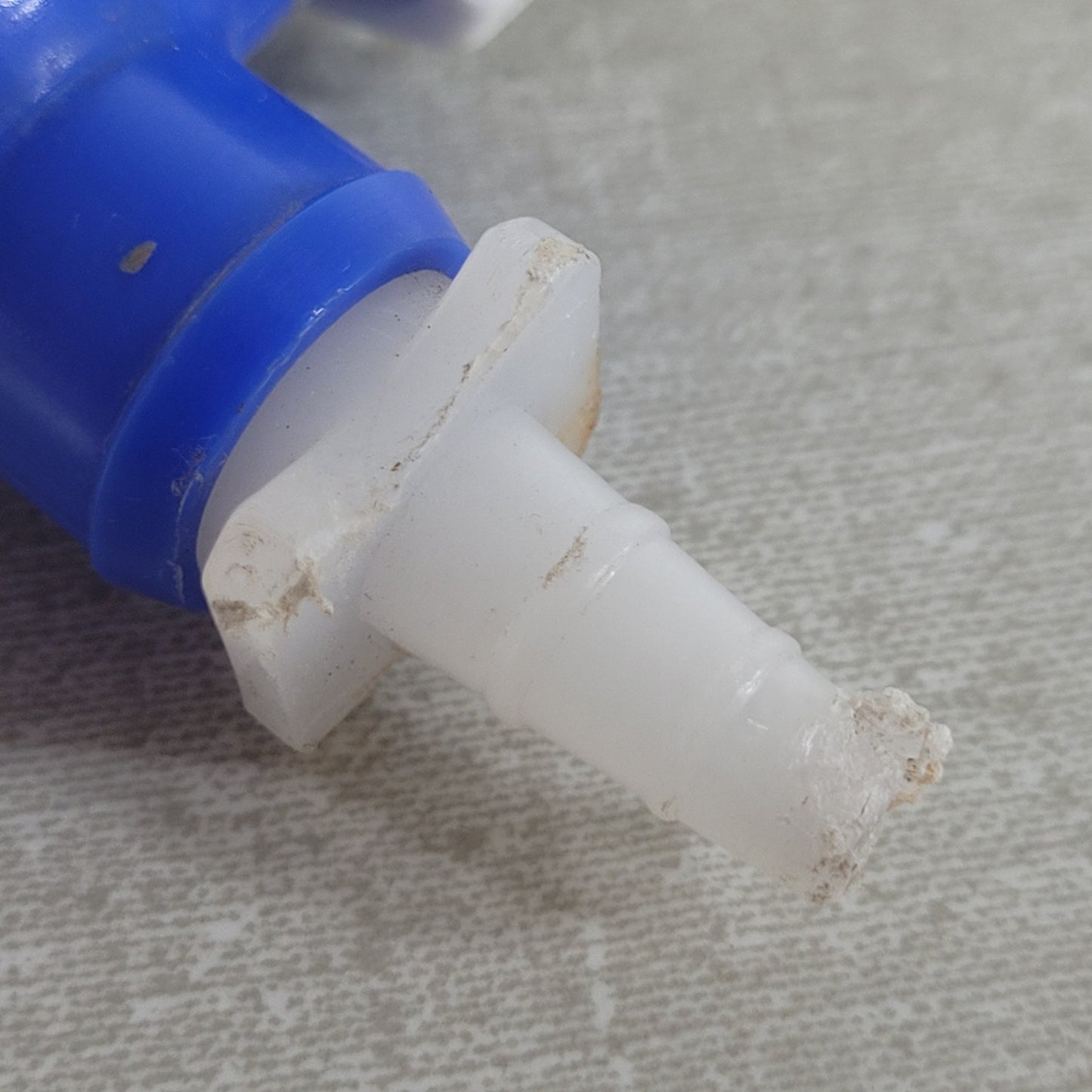 Thermo Scientific Nalgene 6422-0010 Quick-Action PP Spigot 1-1/8in Carboy Valve
