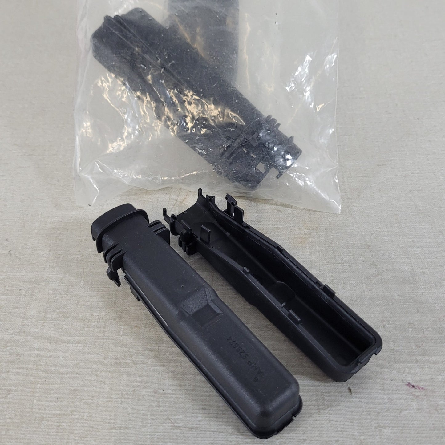 Large Mixed Lot GM Delphi Packard TE AMP Deutsch Connectors Terminals