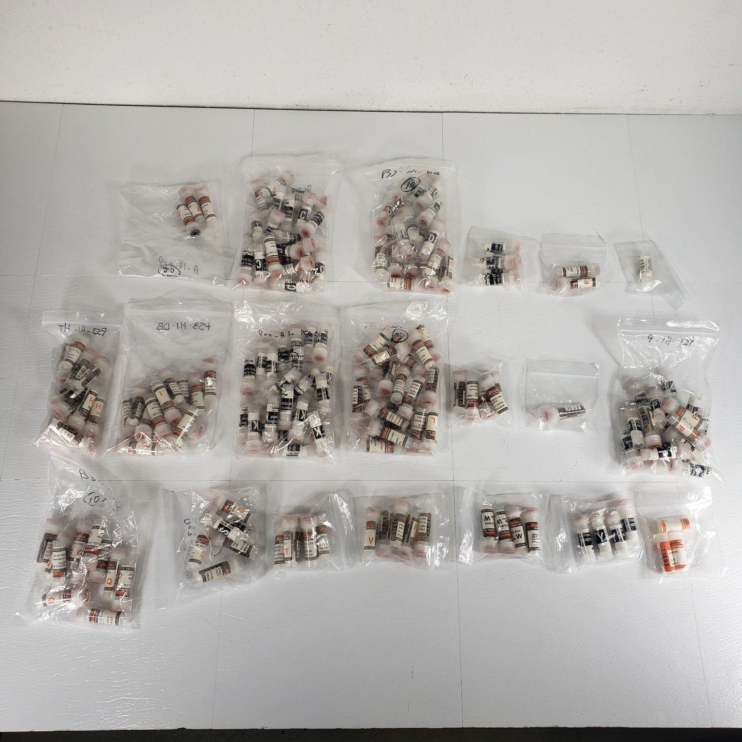 PROTEIN TECH. Assorted Alphabetized Polypropylene Vials For PS3 Peptide System