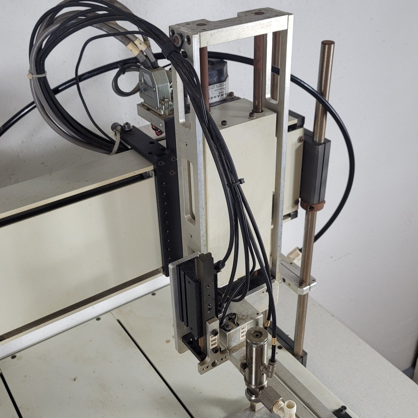 New Precision Technology CP16-4 Robotic Dispensing System w/ Binks Pressure Tank