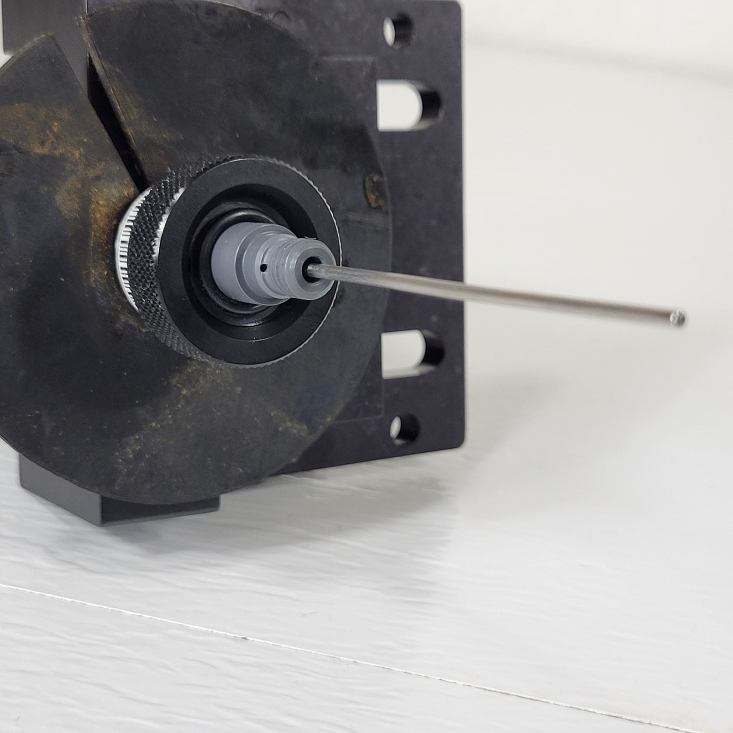 BD Biosciences 333272 Optical Flow Cell Assembly for LSRFortessa, RC029289 / 196