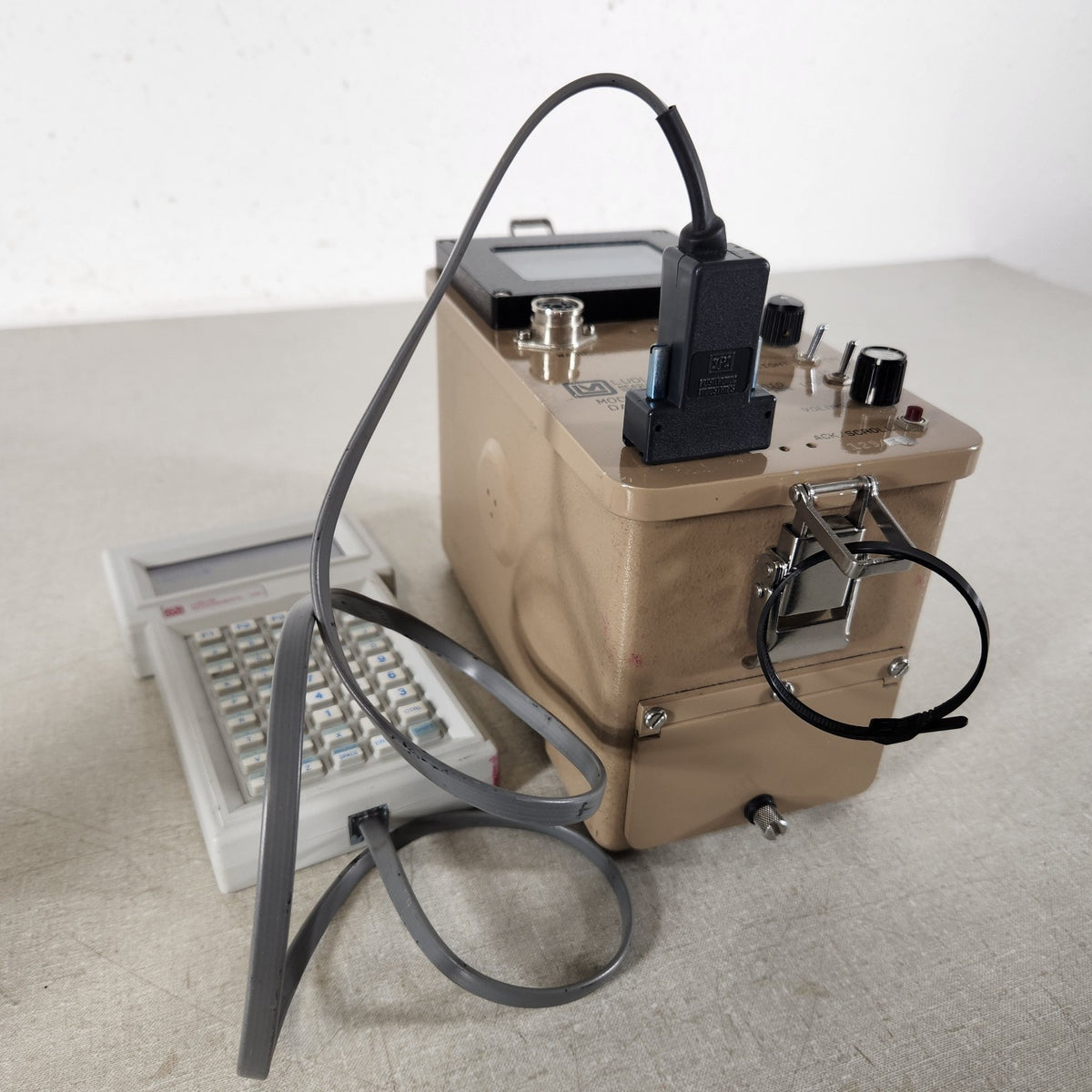 TESTED Ludlum 2350-1 Radiation Survey Meter Data Logger w/ 110205 Controller