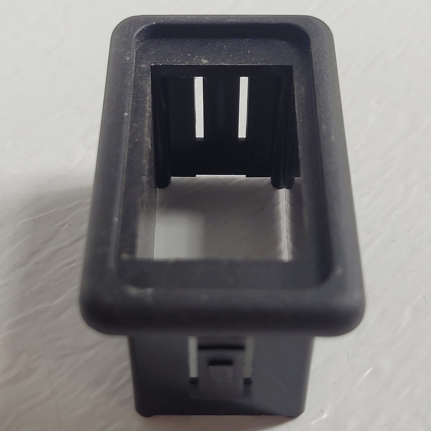 4-Pk Carling Technologies VMS-01 Contura V-Series Single Rocker Switch Mounts