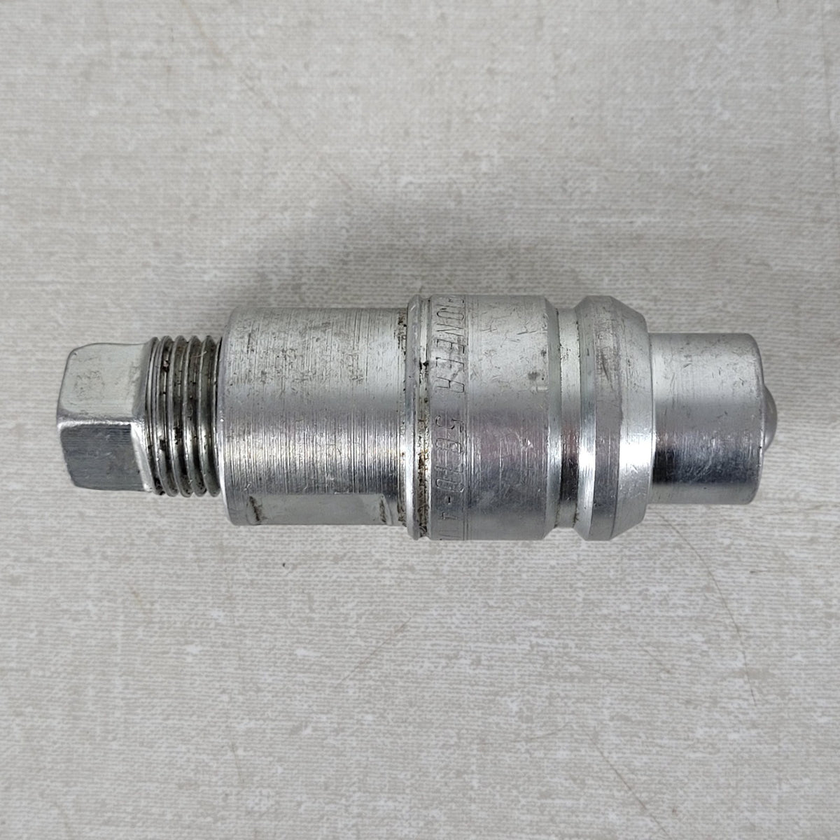 Pioneer 5070-4 1/2" NPTF Male Tip Hydraulic Quick Coupler Case IH Tractor