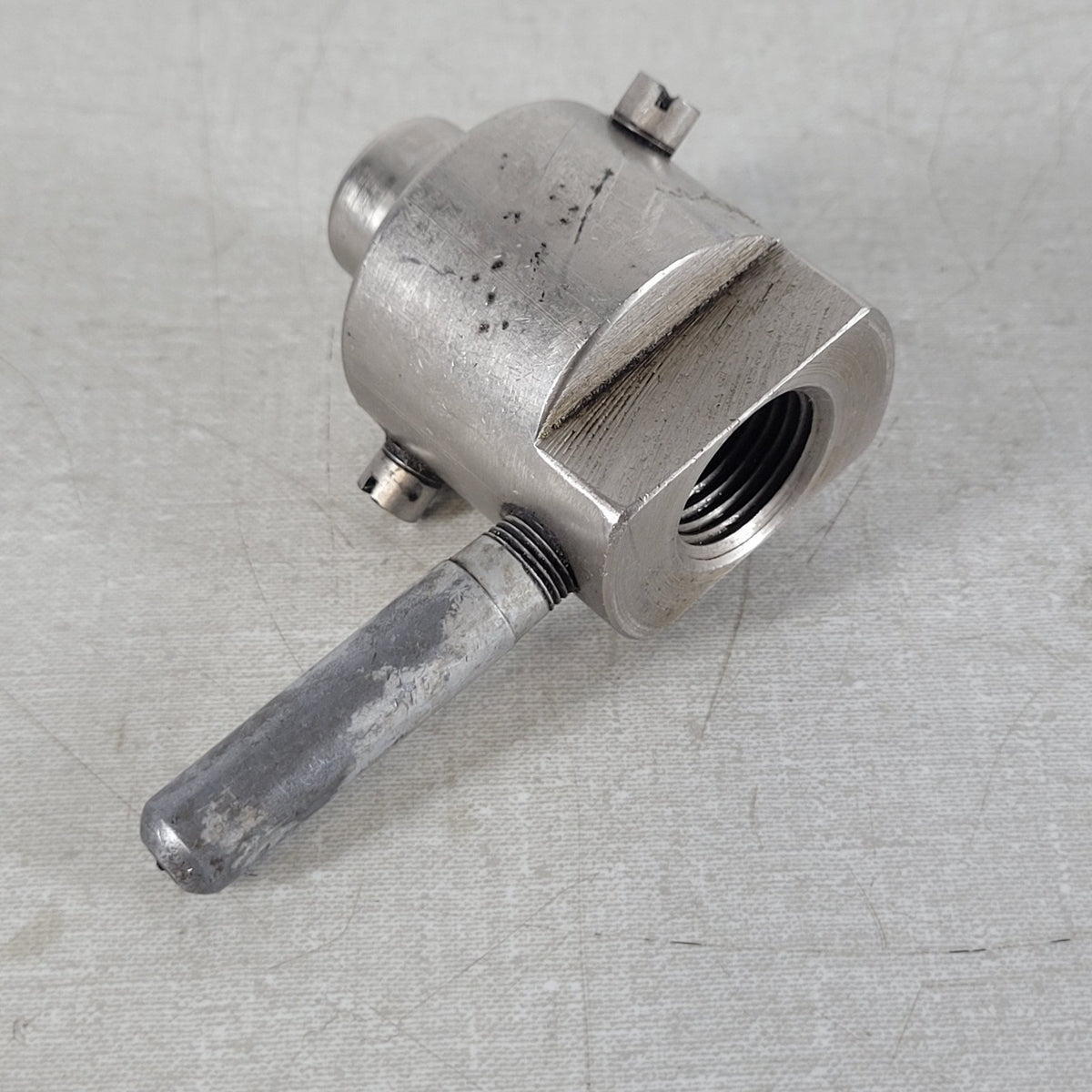 Industrial Hydraulic Metal Fitting Assembly w/ Fixed Handle