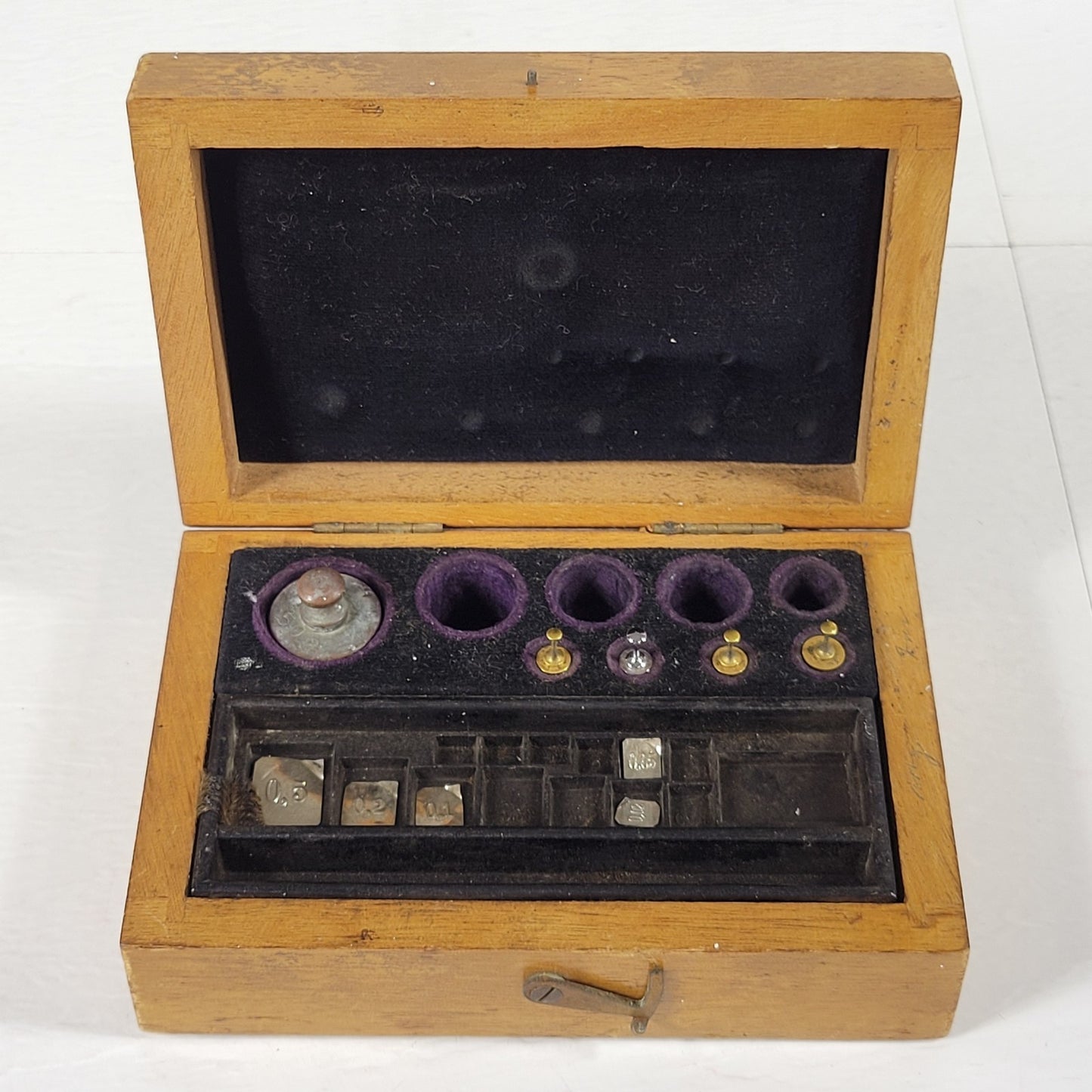 VINTAGE CENCO Calibration Weights, Two 500g, Six 100g, Three 50g, 31g, 20g, etc.