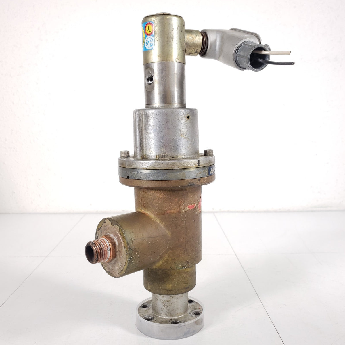 Airco Temescal 1330 Pneumatic High Vacuum Valve 2.75" DN35CF w/ Solenoid
