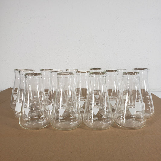 Lot of 14 Valueware/Pyrex 56650/26501/5100/4980 250mL Erlenmeyer Flasks
