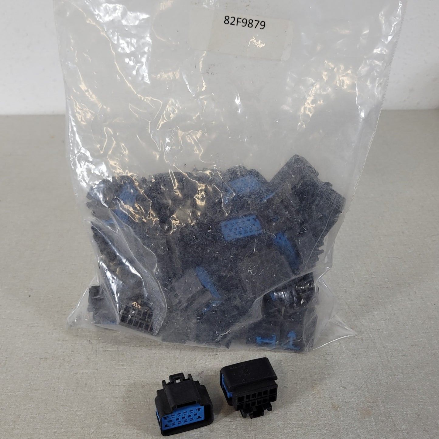 Large Mixed Lot GM Delphi Packard TE AMP Deutsch Connectors Terminals