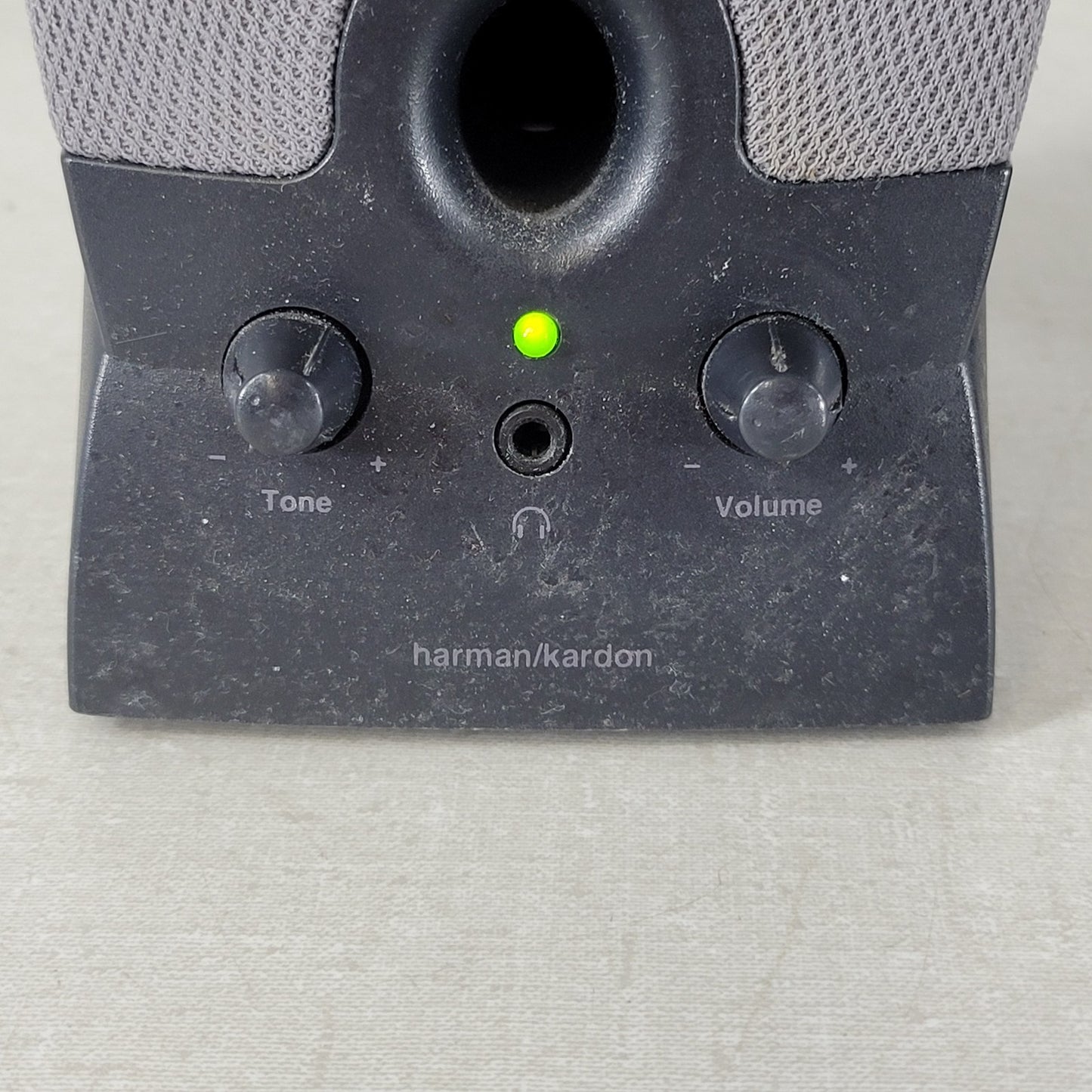Harman Kardon 06941V Multimedia Speakers System with Power AC Adapter